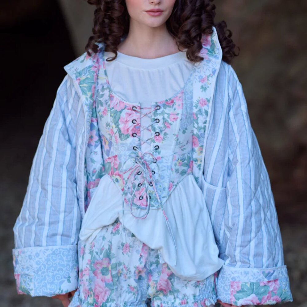 Selkie The Picnic Blanket Duchess Corset Small Lace Up Blue Pink Floral Top - Picture 3 of 9